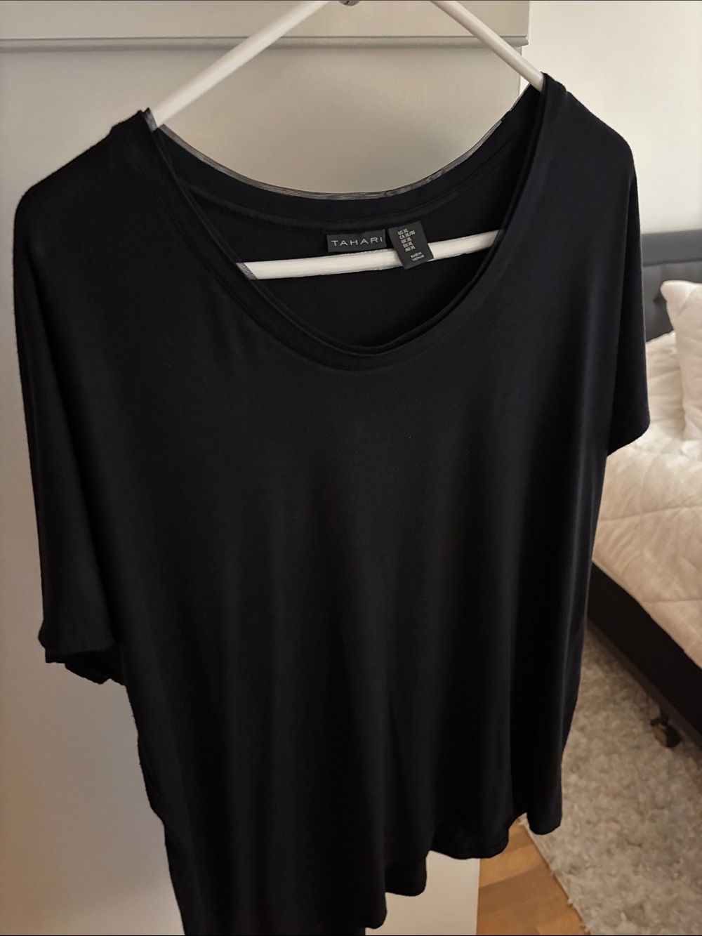 Tahari Black Short Sleeve Scoop Neck Top